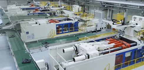 李強調研上汽工廠的技術開發戰略意義